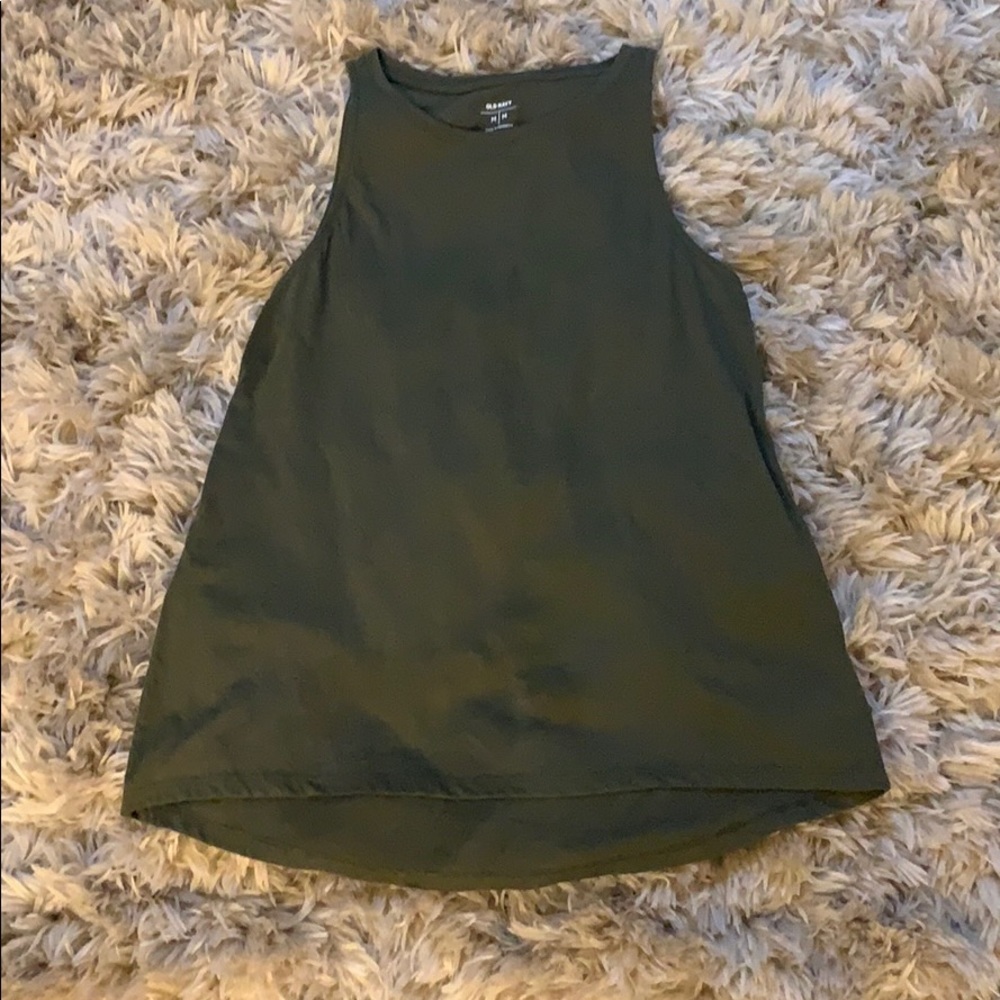 Old Navy loosely fitted tank top. Olive, size M